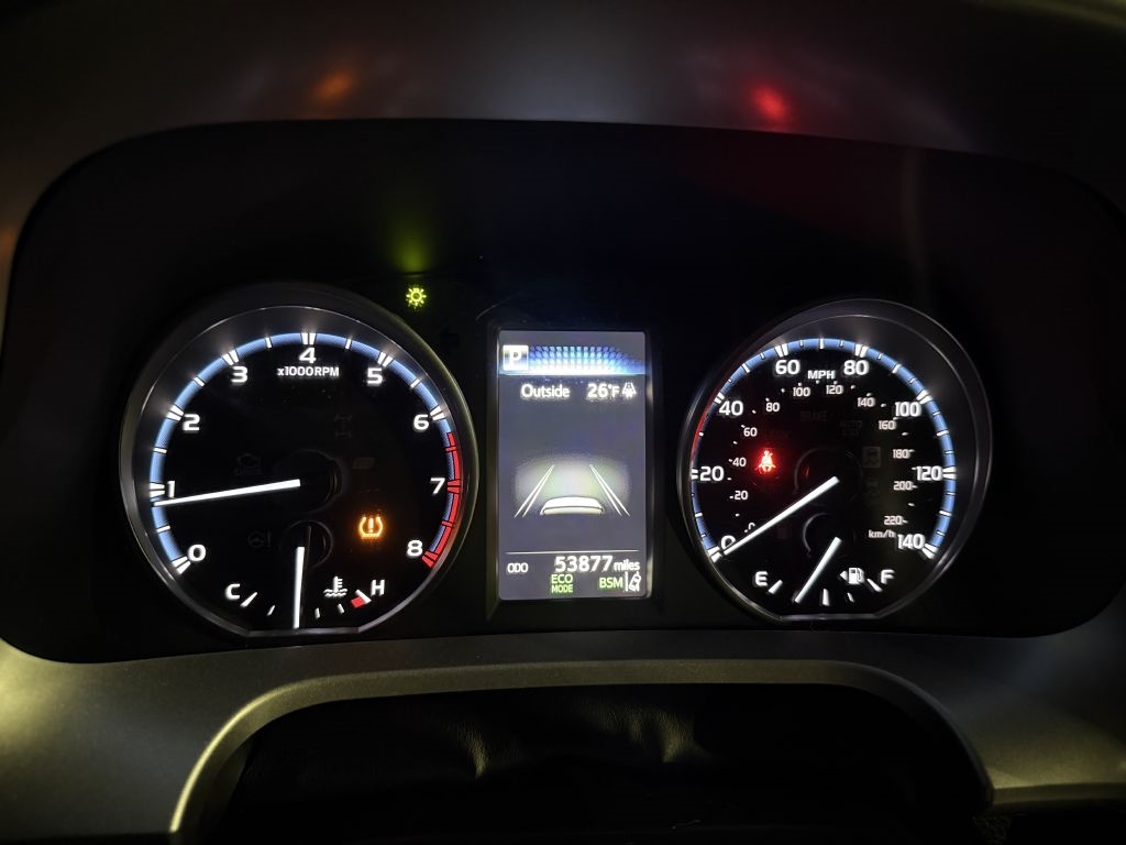 Toyota RAV4 Adventure AWD (Natl) 2018