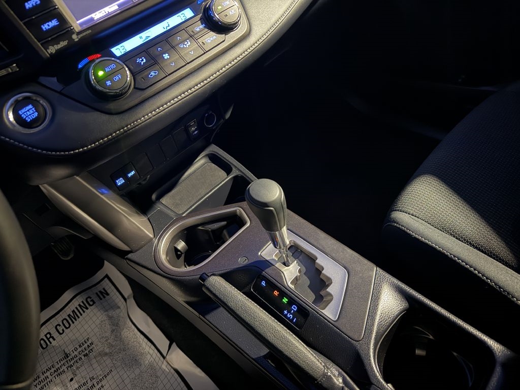 Toyota RAV4 Adventure AWD (Natl) 2018