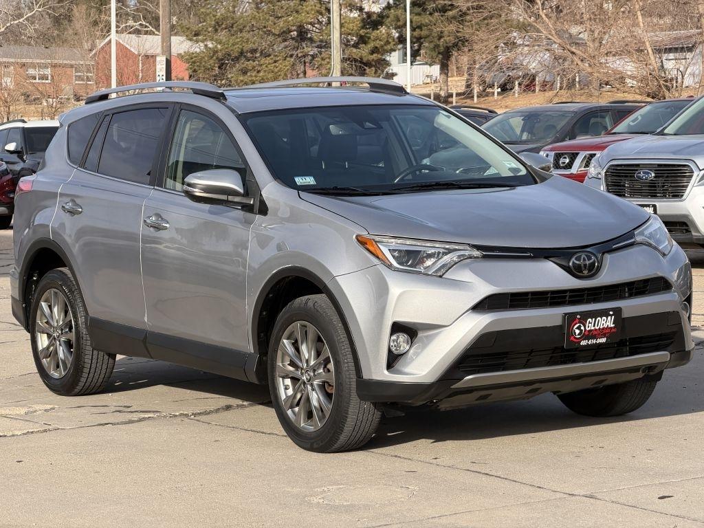Toyota RAV4 Limited AWD (Natl) 2018