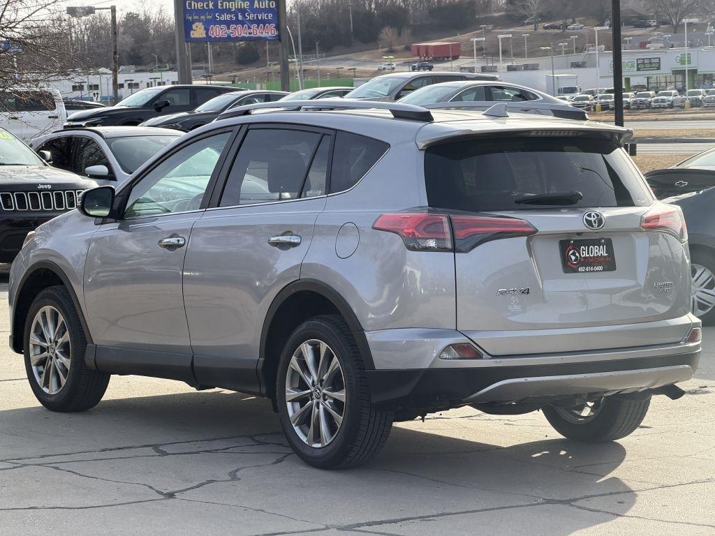 Toyota RAV4 Limited AWD (Natl) 2018