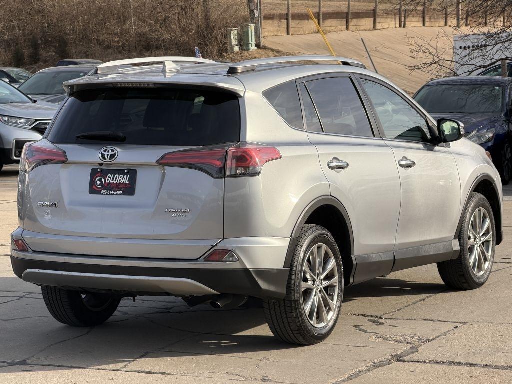 Toyota RAV4 Limited AWD (Natl) 2018