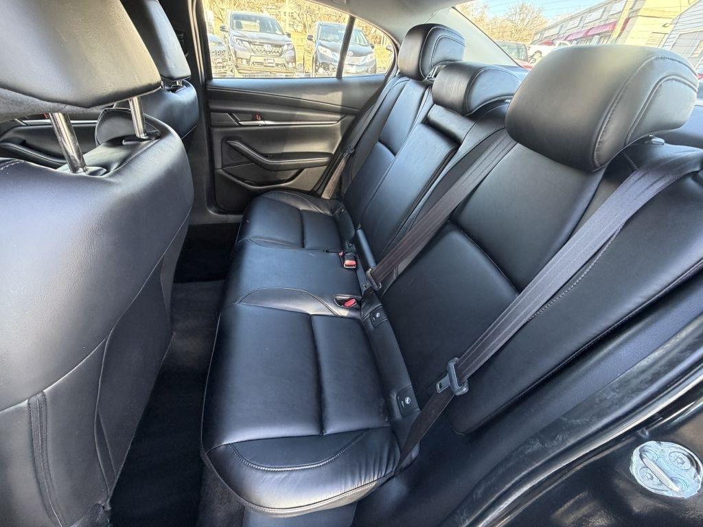 Mazda Mazda3 Sedan Select Package AWD 2020
