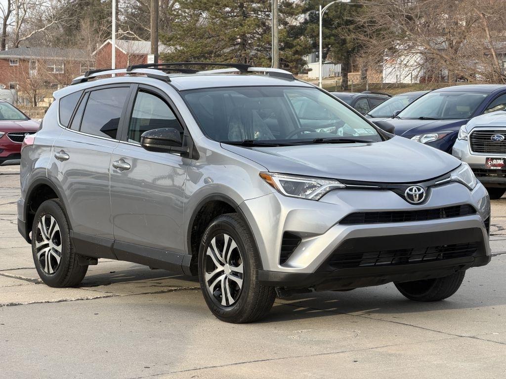 Toyota RAV4 AWD 4dr LE (Natl) 2016