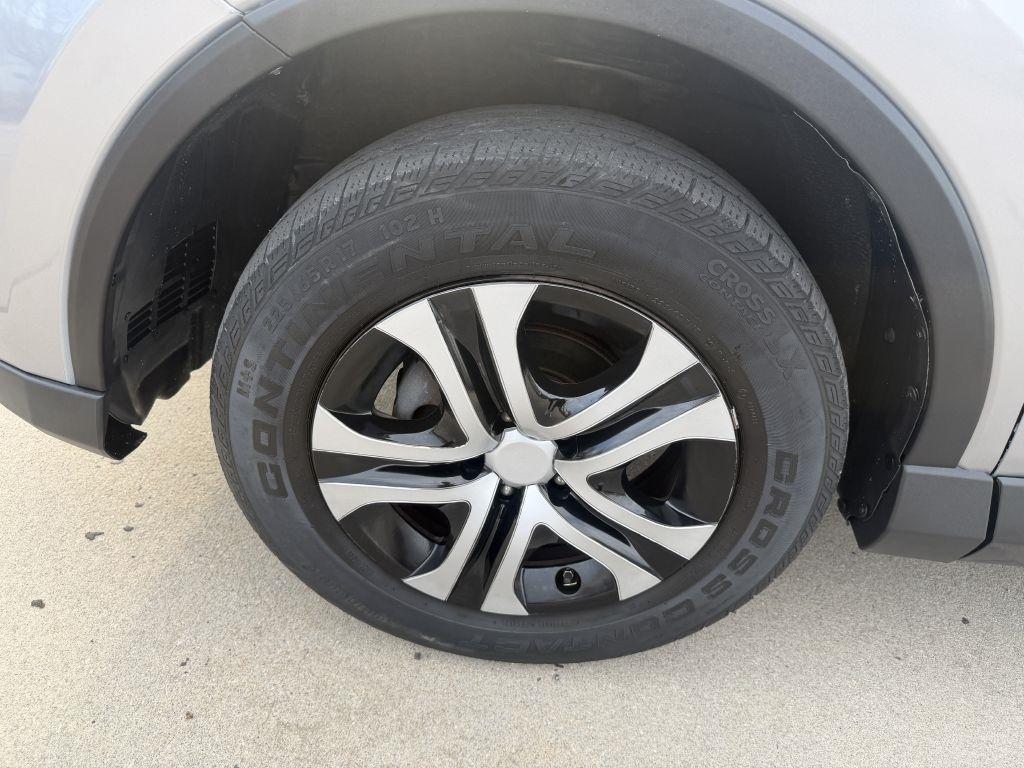 Toyota RAV4 AWD 4dr LE (Natl) 2016