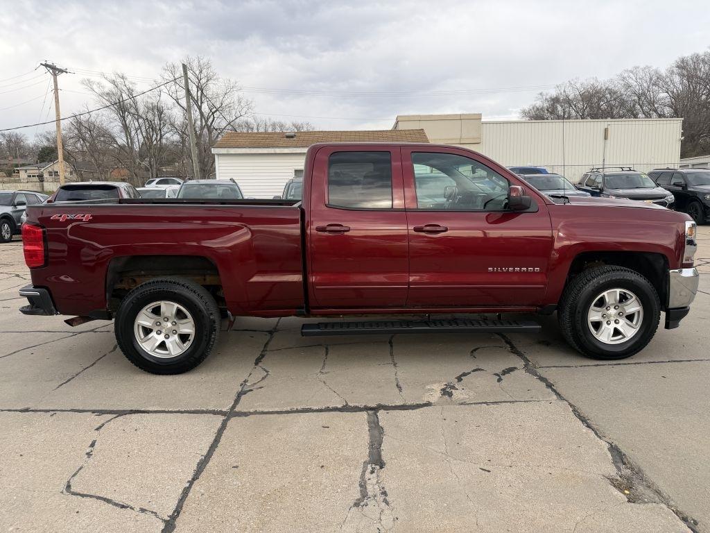 Chevrolet Silverado 1500 4WD Double Cab 143.5" LT w/1LT 2017