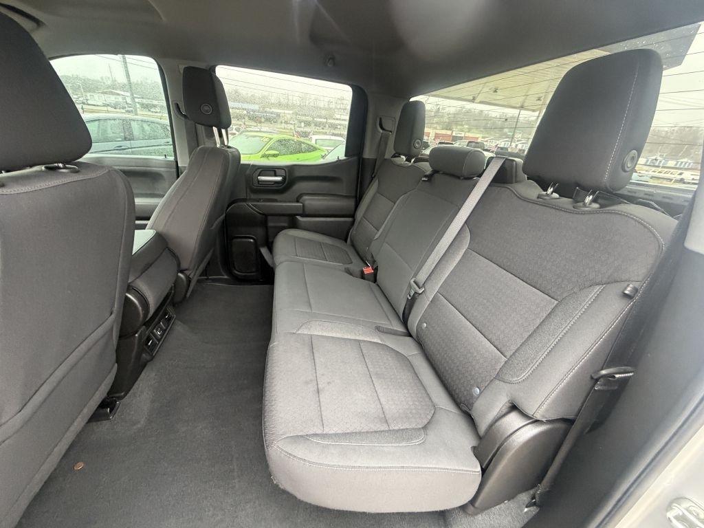 Chevrolet Silverado 1500 LTD 4WD Crew Cab 147" LT 2022