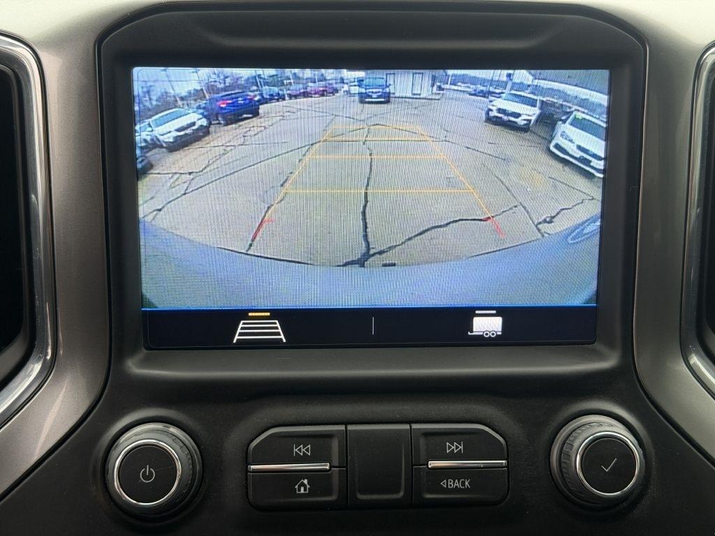 Chevrolet Silverado 1500 LTD 4WD Crew Cab 147" LT 2022