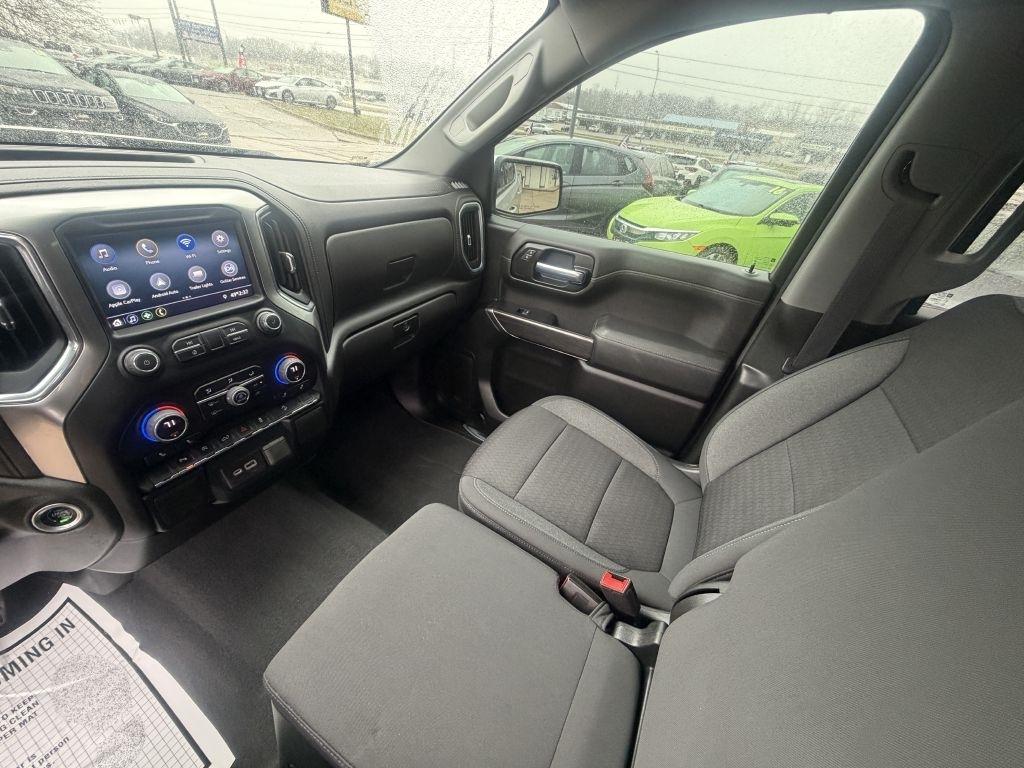 Chevrolet Silverado 1500 LTD 4WD Crew Cab 147" LT 2022