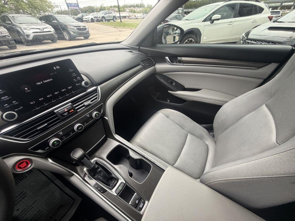 Honda Accord Sedan LX 1.5T CVT 2020