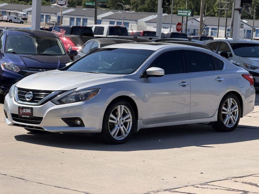 Nissan Altima 4dr Sdn V6 3.5 SL 2016