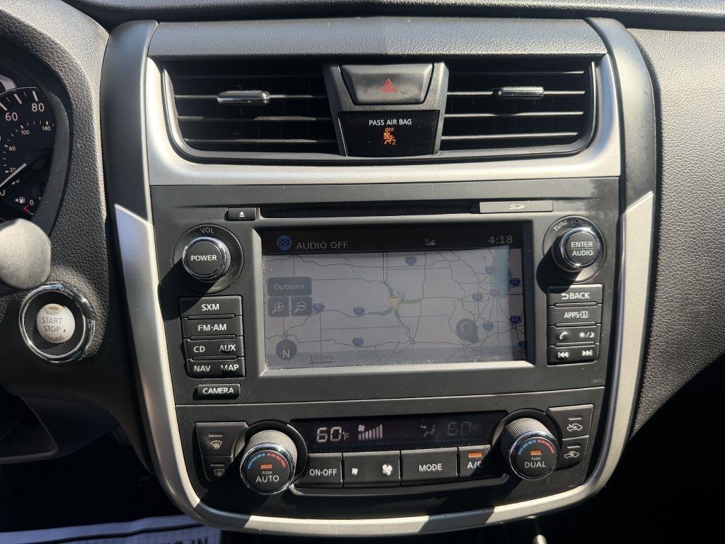 Nissan Altima 4dr Sdn V6 3.5 SL 2016