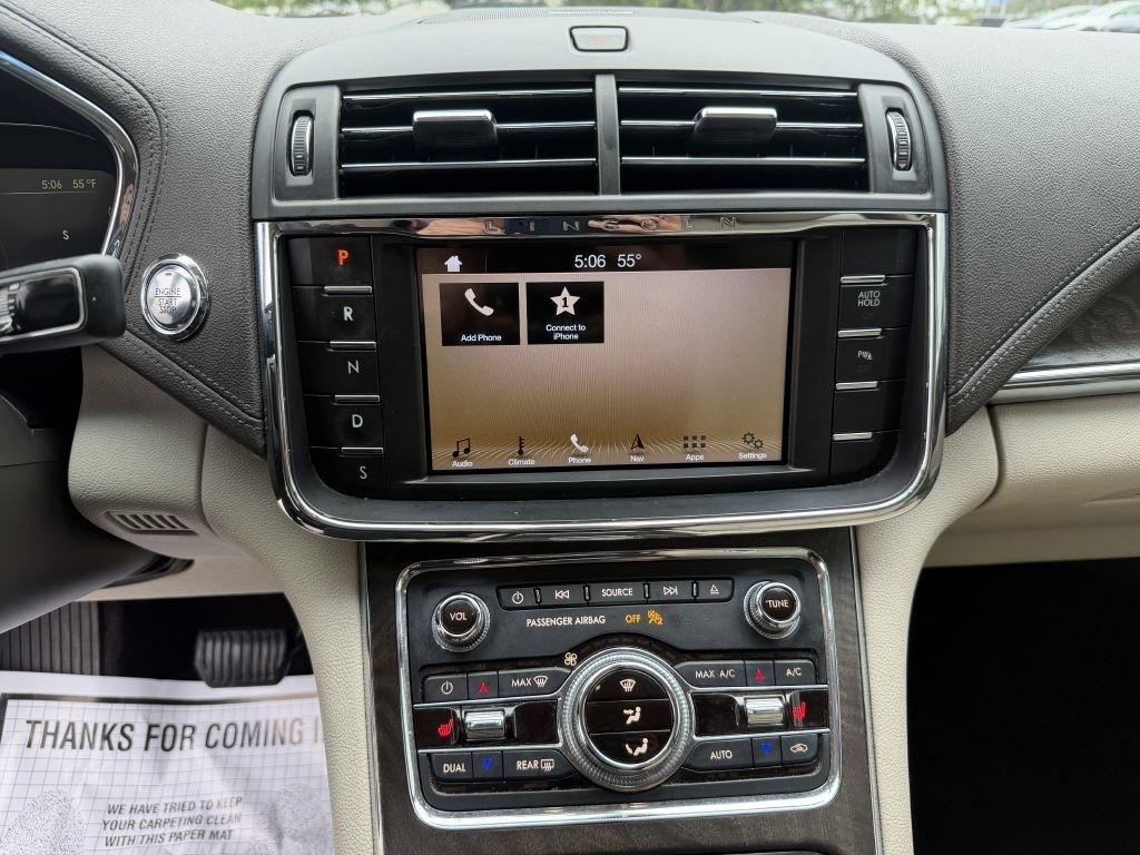 Lincoln Continental Select FWD 2017