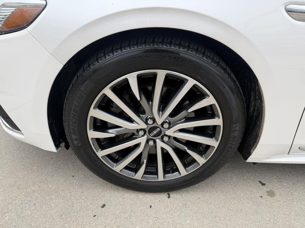 Lincoln Continental Select FWD 2017