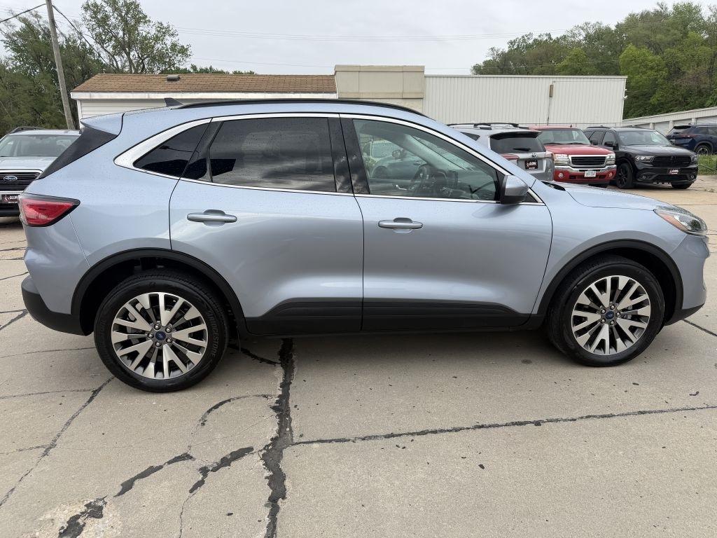 Ford Escape Titanium AWD 2022