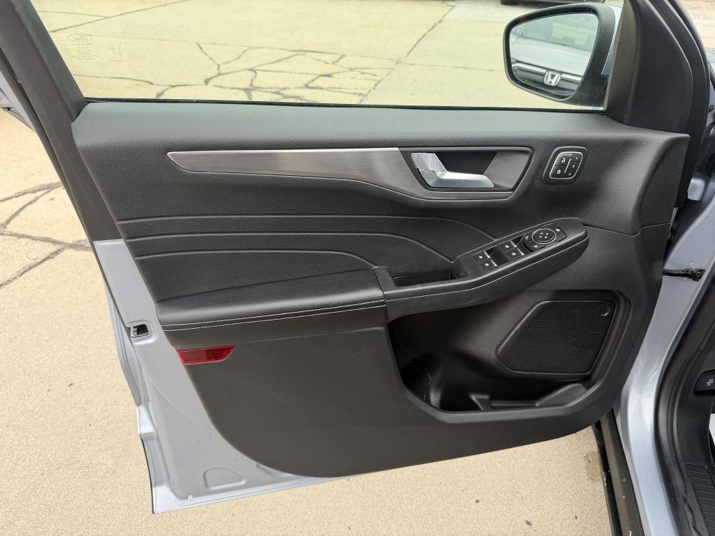 Ford Escape Titanium AWD 2022