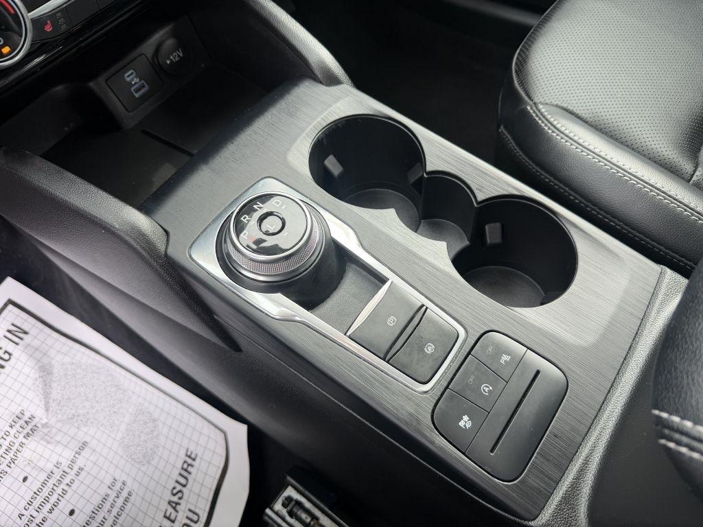 Ford Escape Titanium AWD 2022