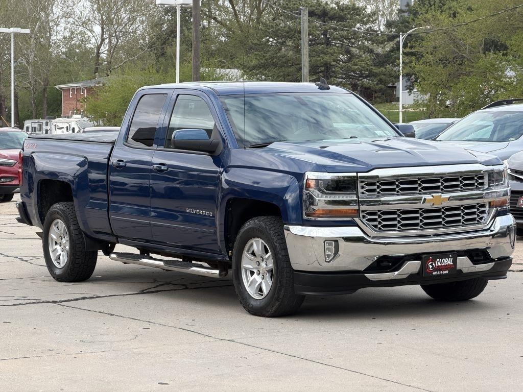 Chevrolet Silverado 1500 4WD Double Cab 143.5" LT w/1LT 2018