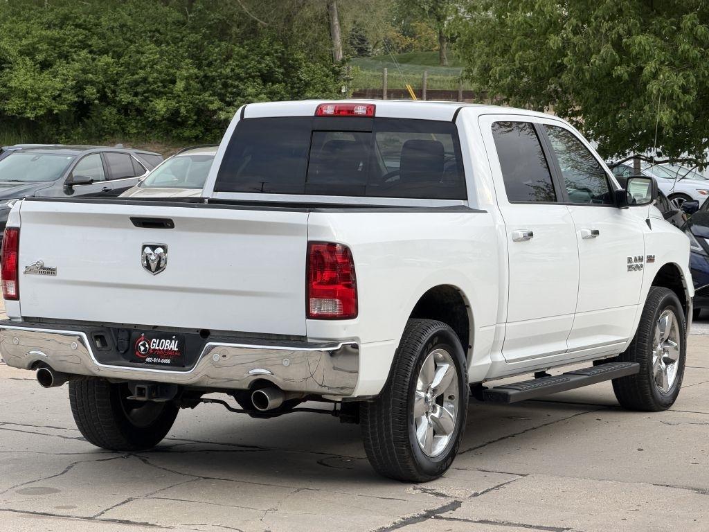RAM 1500 Big Horn 4x4 Crew Cab 5'7" Box 2017