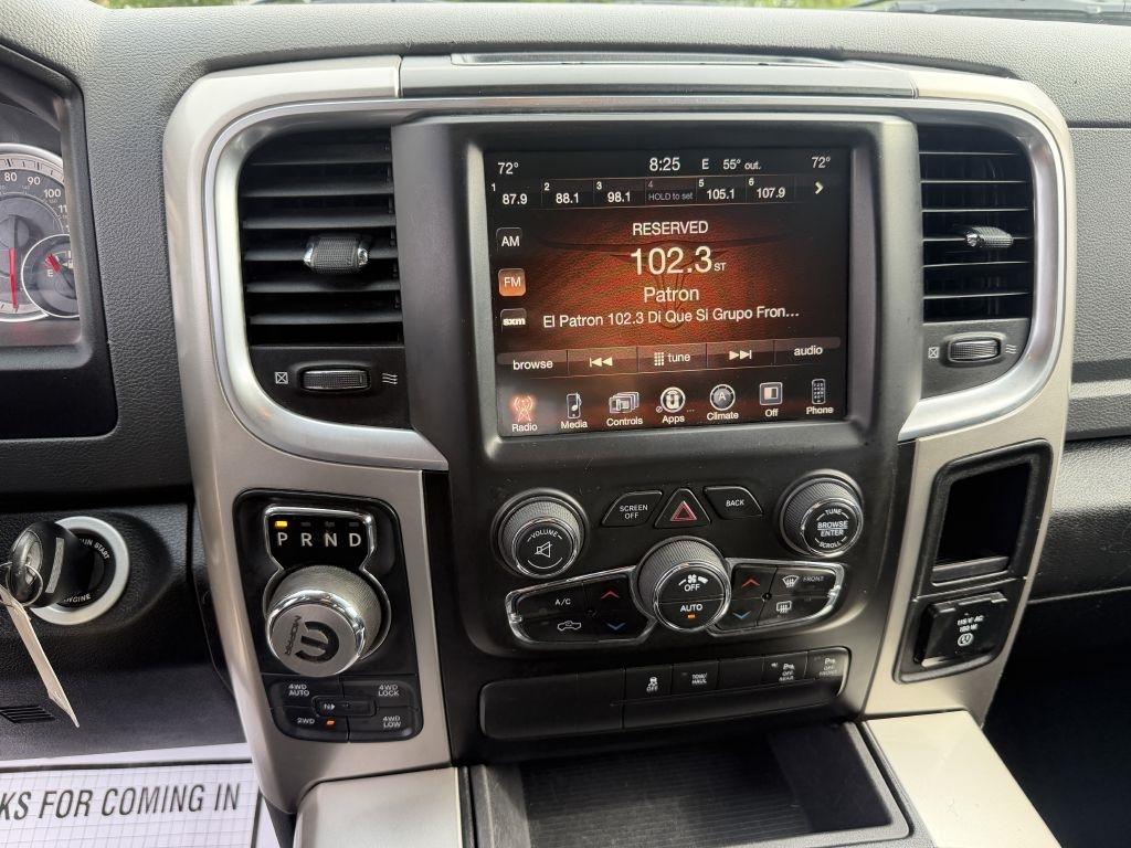 RAM 1500 Big Horn 4x4 Crew Cab 5'7" Box 2017