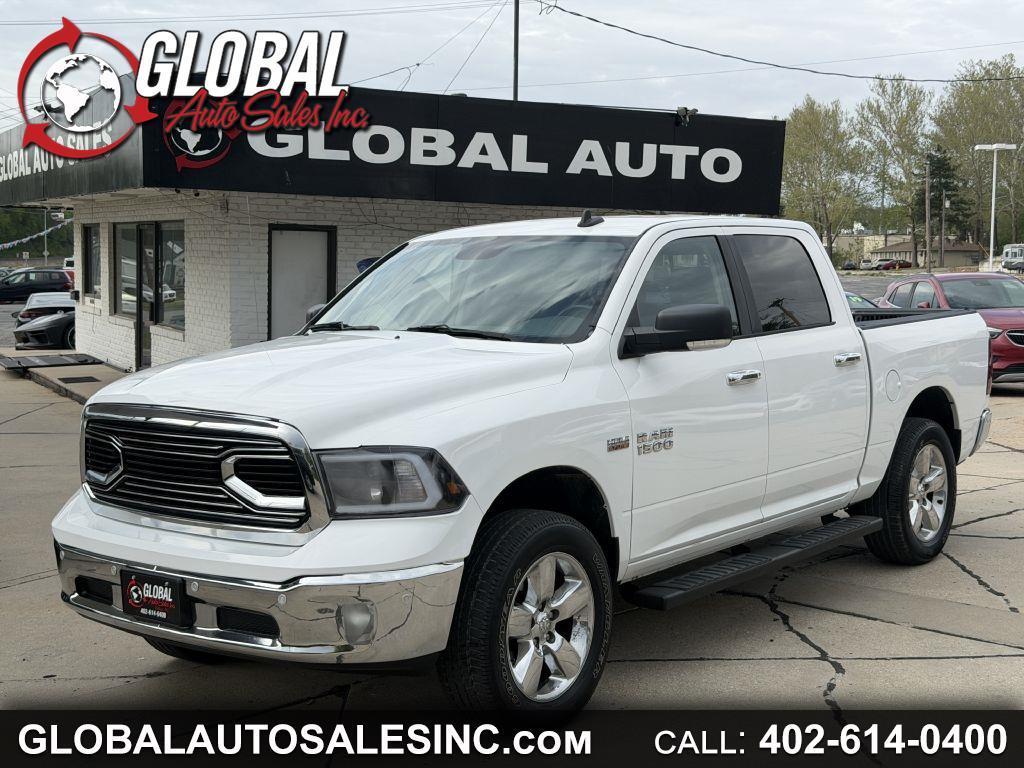 RAM 1500 Big Horn 4x4 Crew Cab 5'7" Box 2017