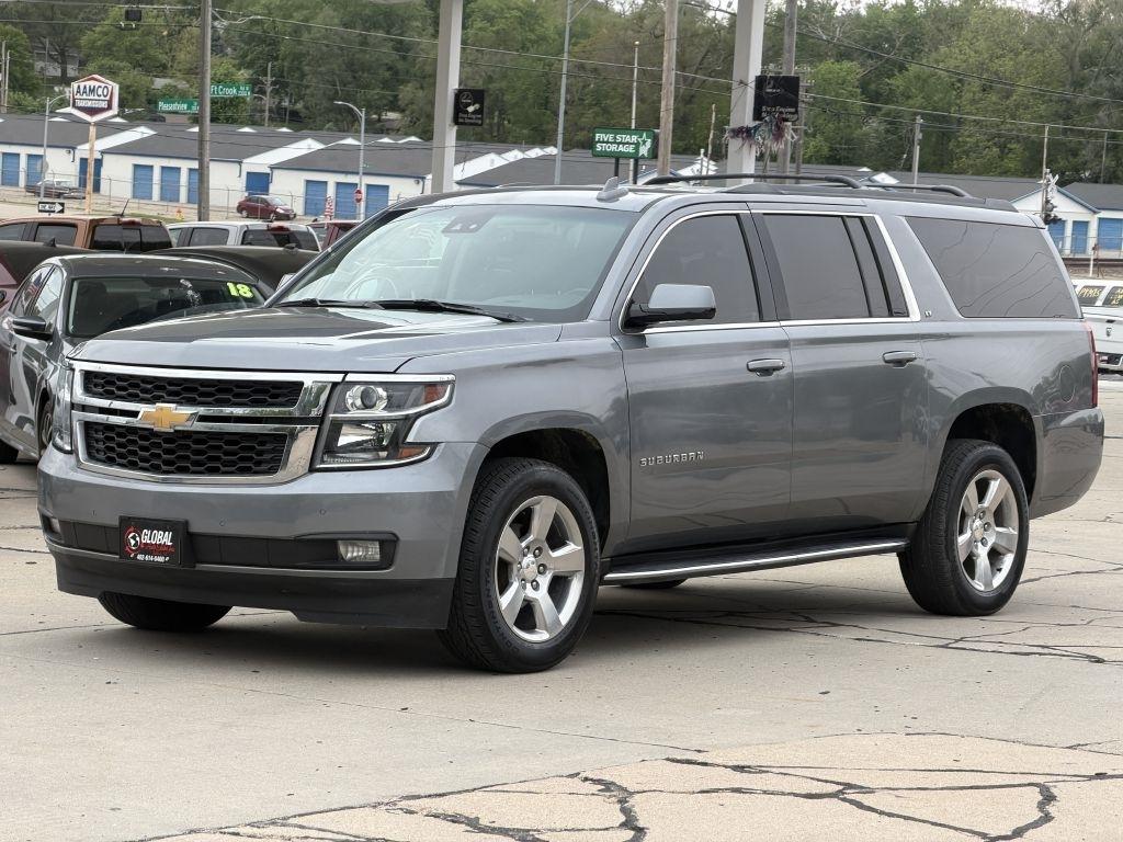 Chevrolet Suburban 4WD 4dr 1500 LT 2018