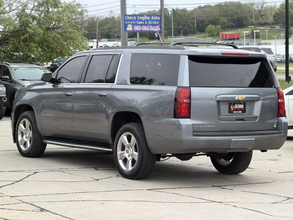 Chevrolet Suburban 4WD 4dr 1500 LT 2018