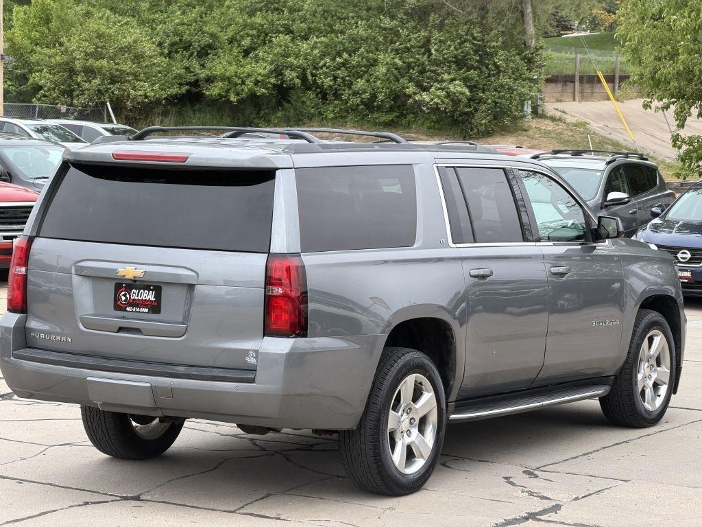 Chevrolet Suburban 4WD 4dr 1500 LT 2018