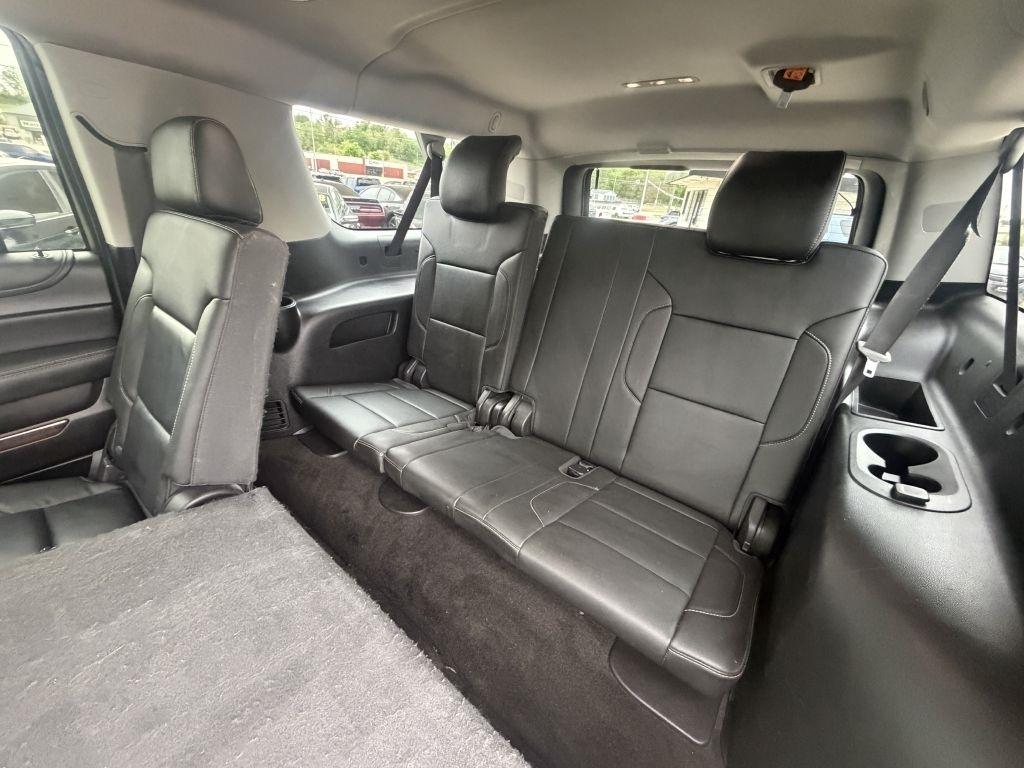 Chevrolet Suburban 4WD 4dr 1500 LT 2018
