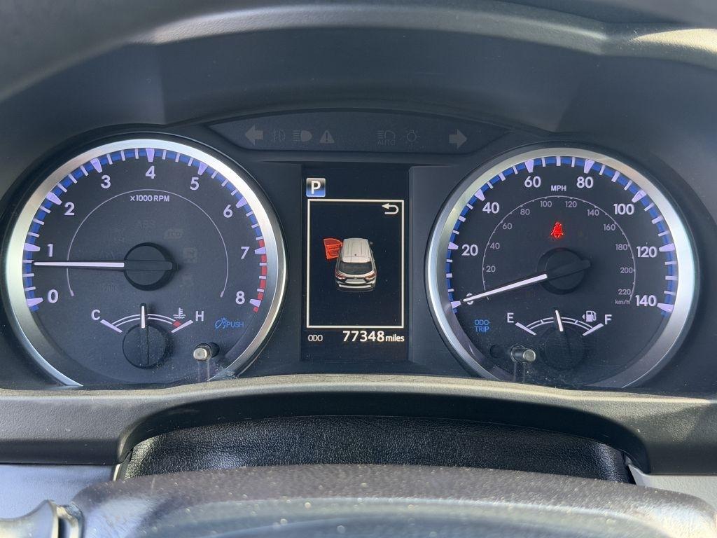 Toyota Highlander LE V6 AWD (Natl) 2019