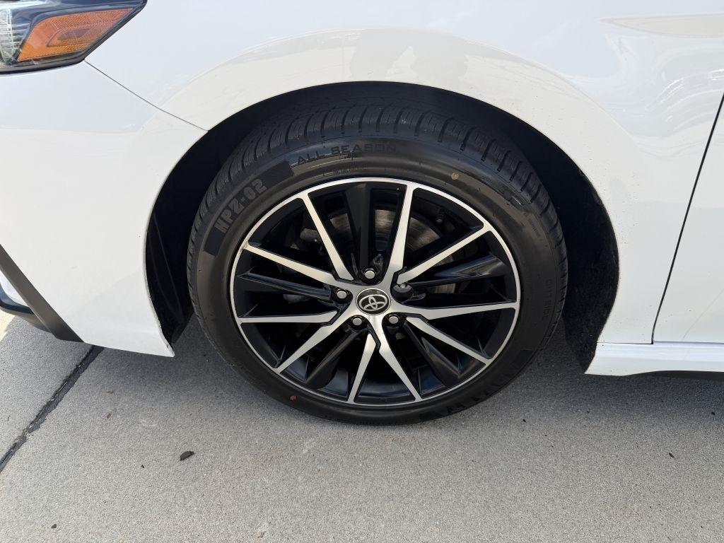 Toyota Camry SE Auto AWD (Natl) 2022
