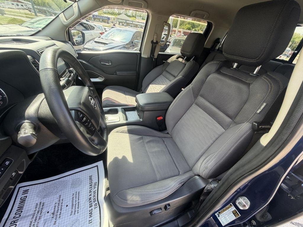 Nissan Frontier Crew Cab 4x4 SV Auto *Ltd Avail* 2023