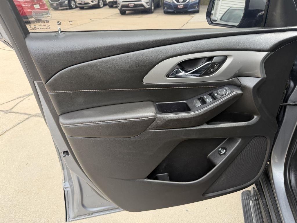 Chevrolet Traverse AWD 4dr LT Cloth w/1LT 2020