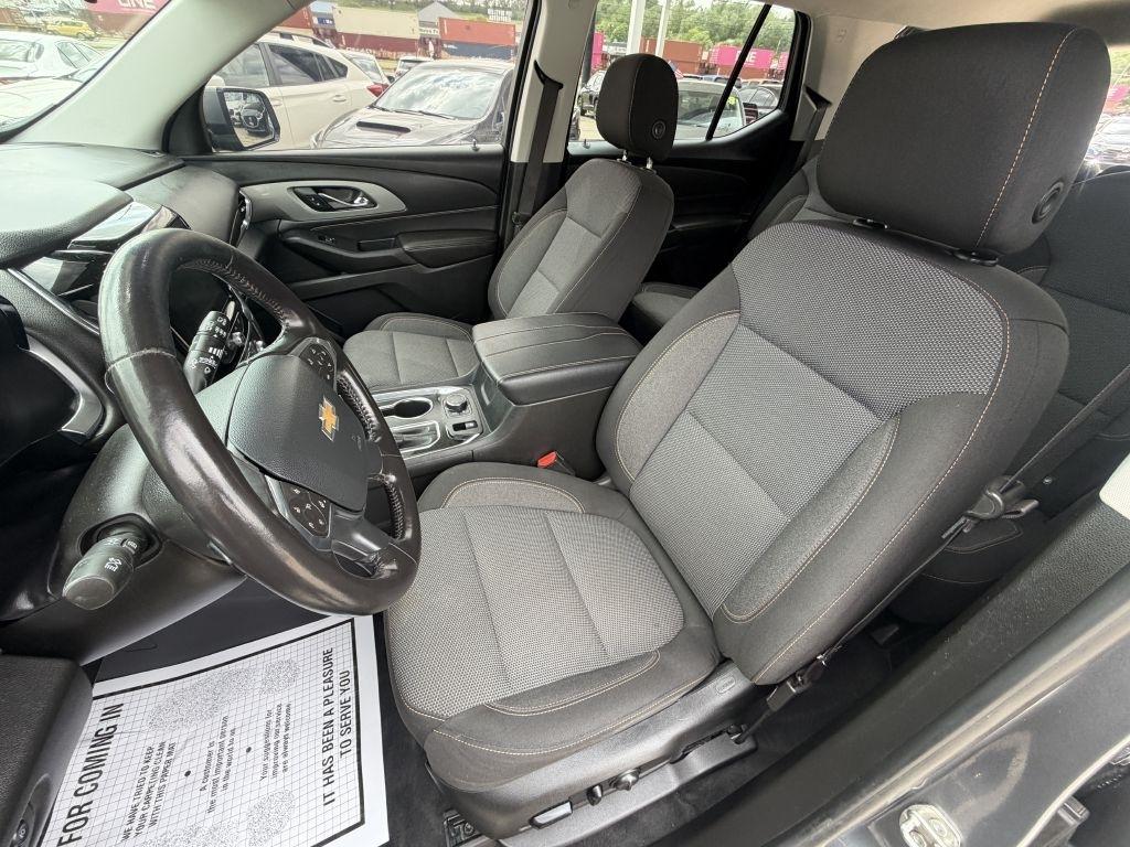 Chevrolet Traverse AWD 4dr LT Cloth w/1LT 2020