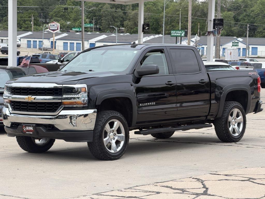 Chevrolet Silverado 1500 4WD Crew Cab 143.5" LT w/1LT 2017