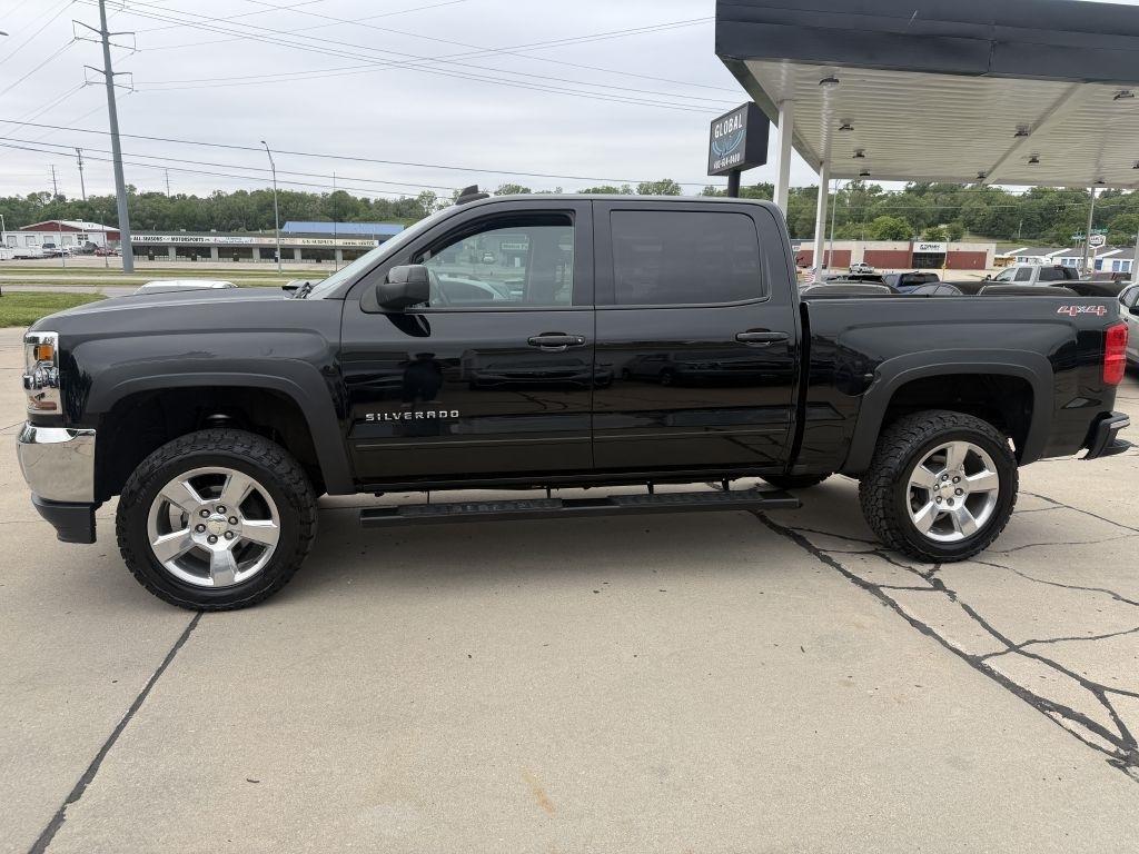 Chevrolet Silverado 1500 4WD Crew Cab 143.5" LT w/1LT 2017