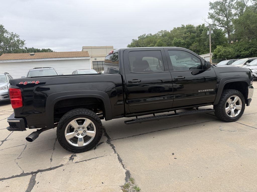 Chevrolet Silverado 1500 4WD Crew Cab 143.5" LT w/1LT 2017