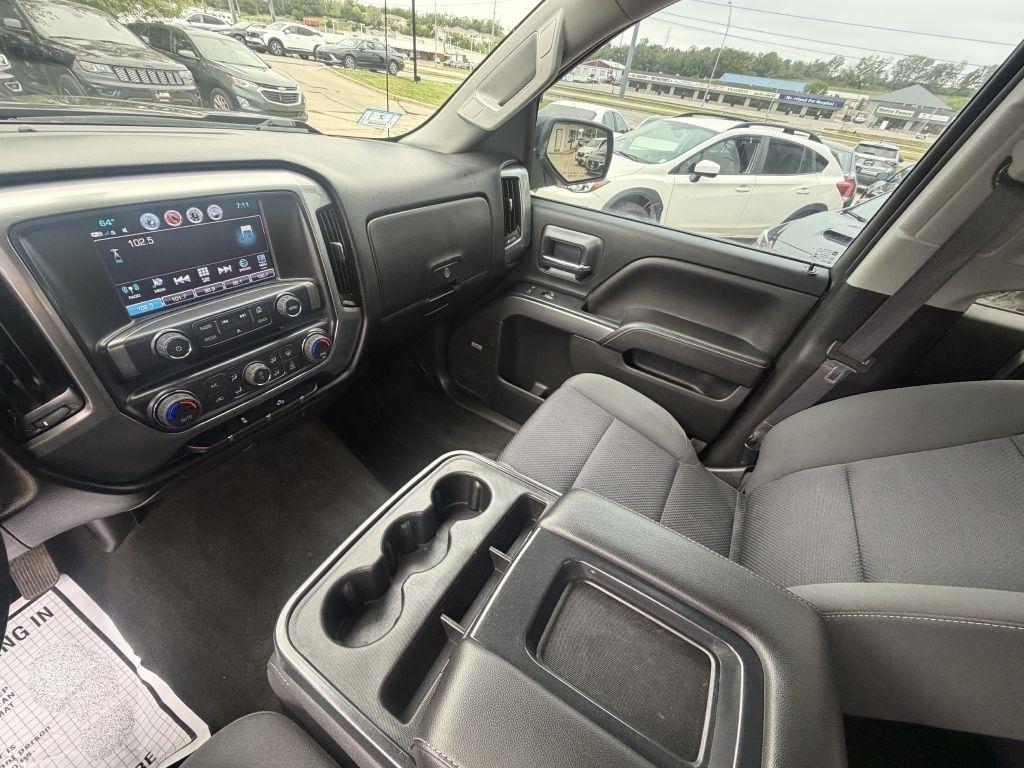Chevrolet Silverado 1500 4WD Crew Cab 143.5" LT w/1LT 2017