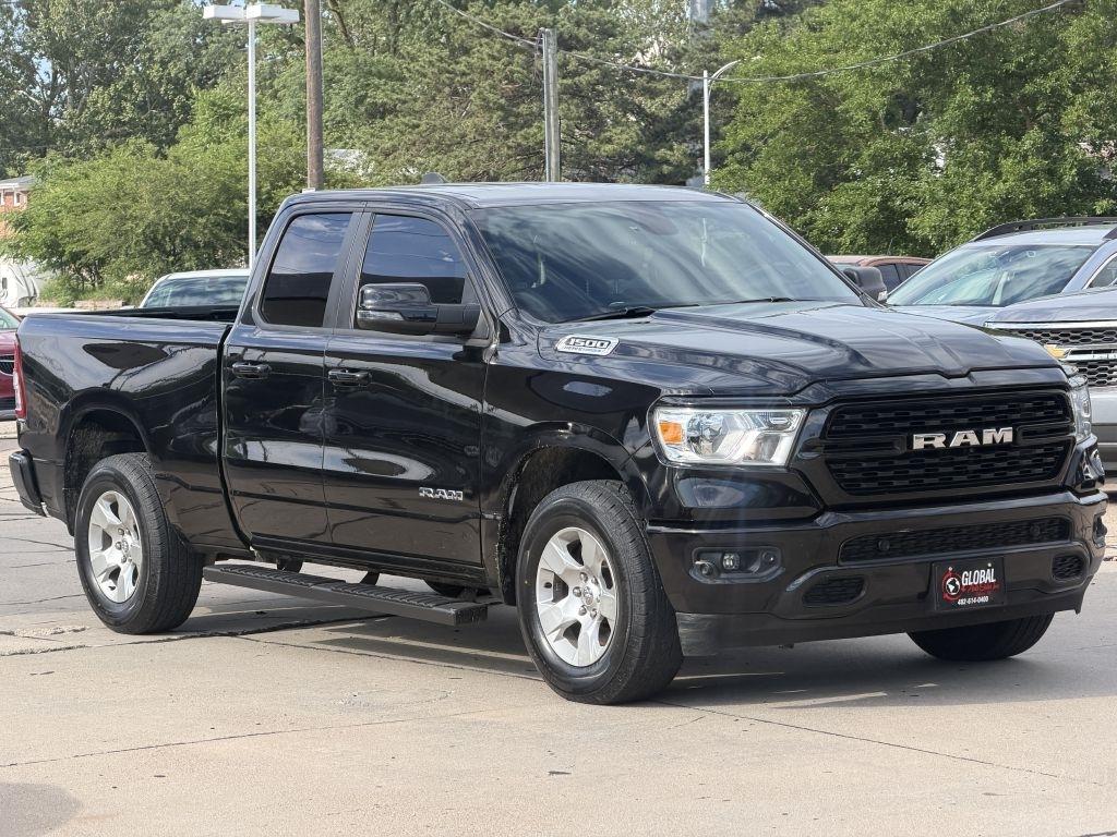 RAM 1500 Big Horn 4x4 Quad Cab 6'4" Box 2023