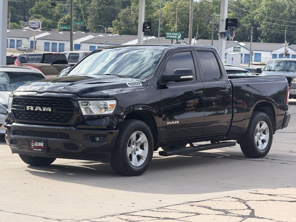 RAM 1500 Big Horn 4x4 Quad Cab 6'4" Box 2023