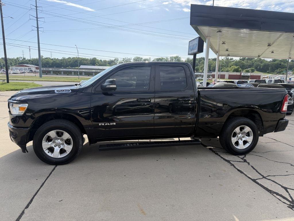 RAM 1500 Big Horn 4x4 Quad Cab 6'4" Box 2023