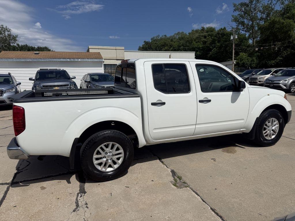Nissan Frontier 2017.5 Crew Cab 4x4 SV V6 Auto 2017