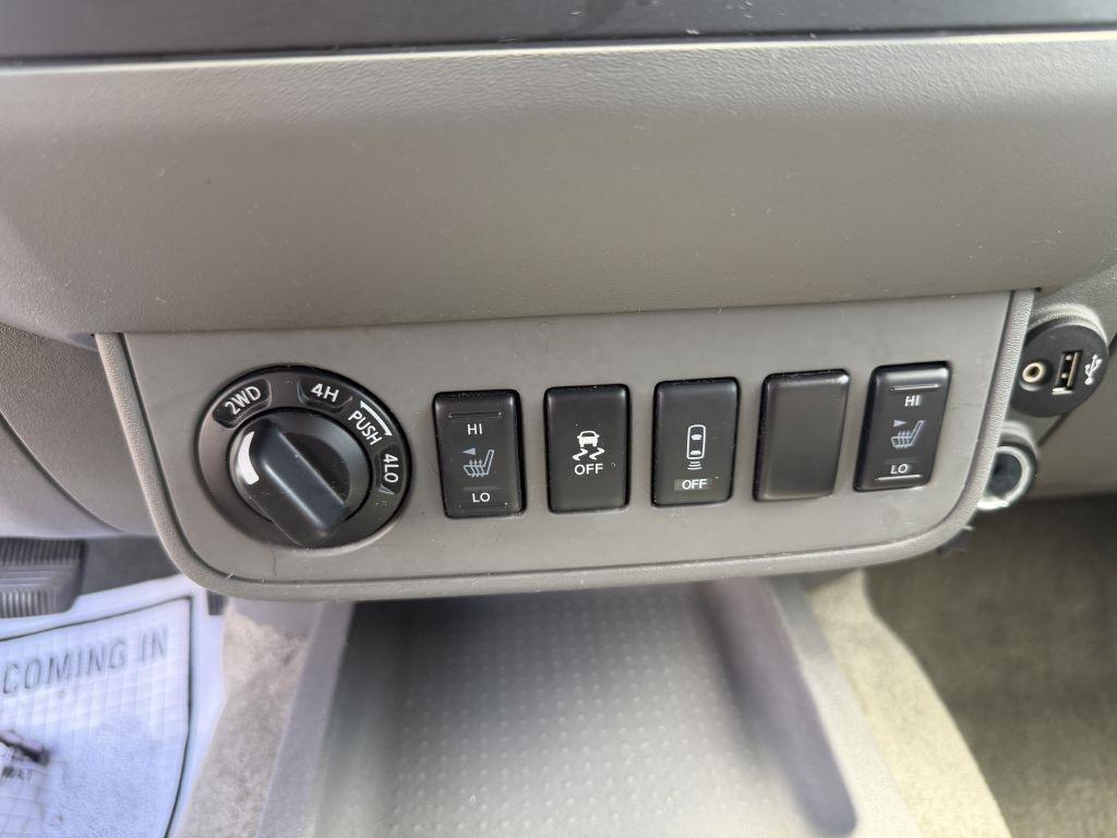 Nissan Frontier 2017.5 Crew Cab 4x4 SV V6 Auto 2017
