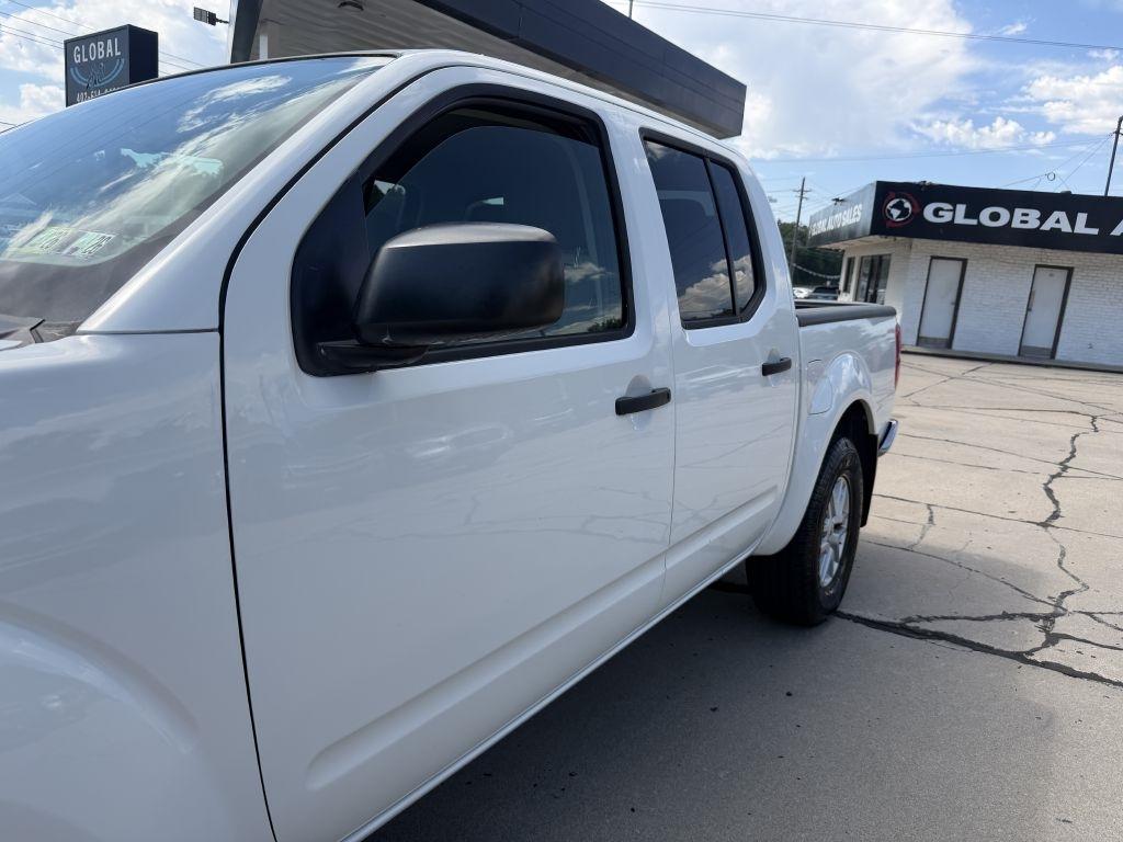 Nissan Frontier 2017.5 Crew Cab 4x4 SV V6 Auto 2017