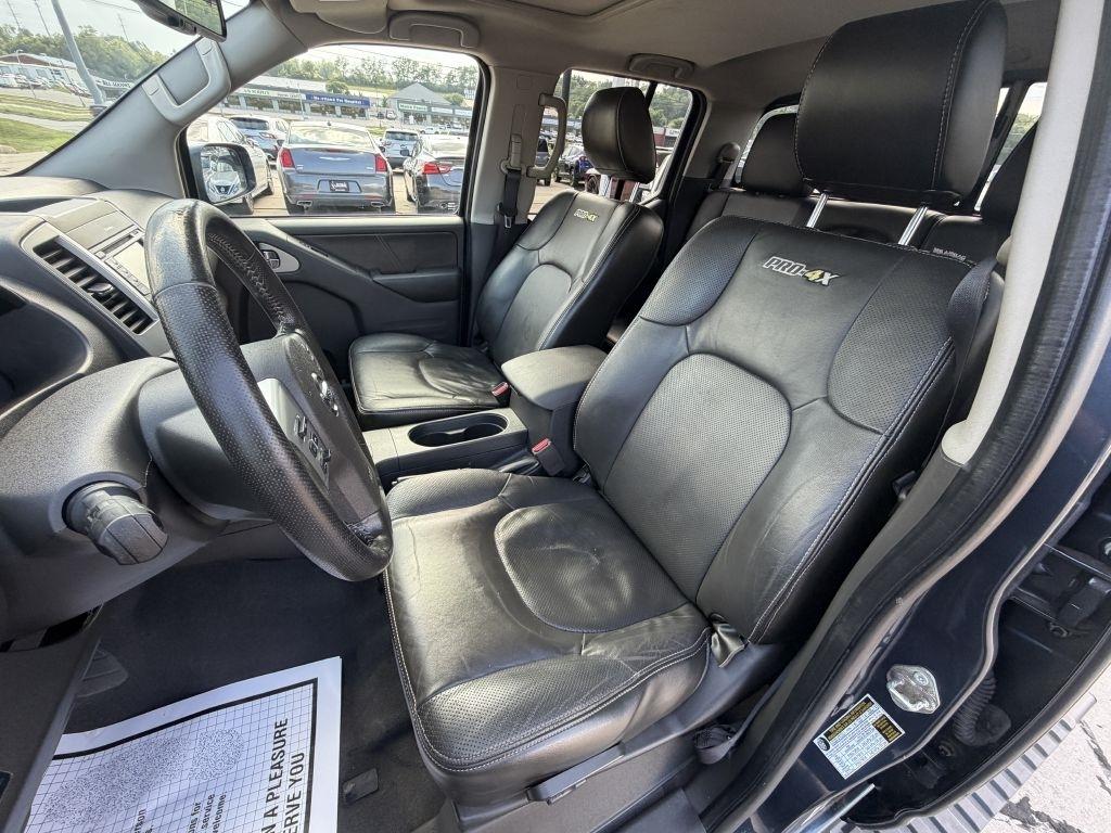 Nissan Frontier Crew Cab 4x4 PRO-4X Auto 2020
