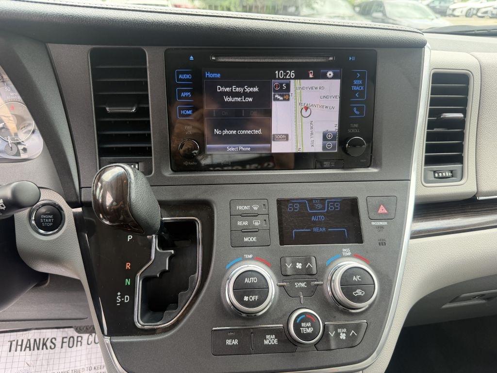 Toyota Sienna Limited Premium AWD 7-Passenger (Natl) 2017