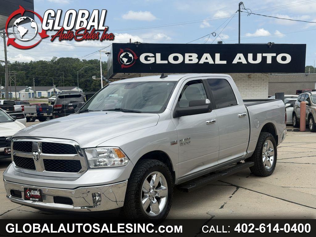 RAM 1500 4WD Crew Cab 140.5" Big Horn 2016