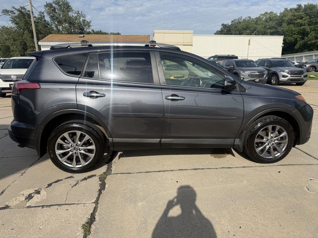 Toyota RAV4 Limited AWD 2018