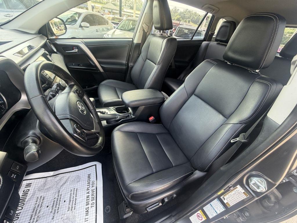 Toyota RAV4 Limited AWD 2018