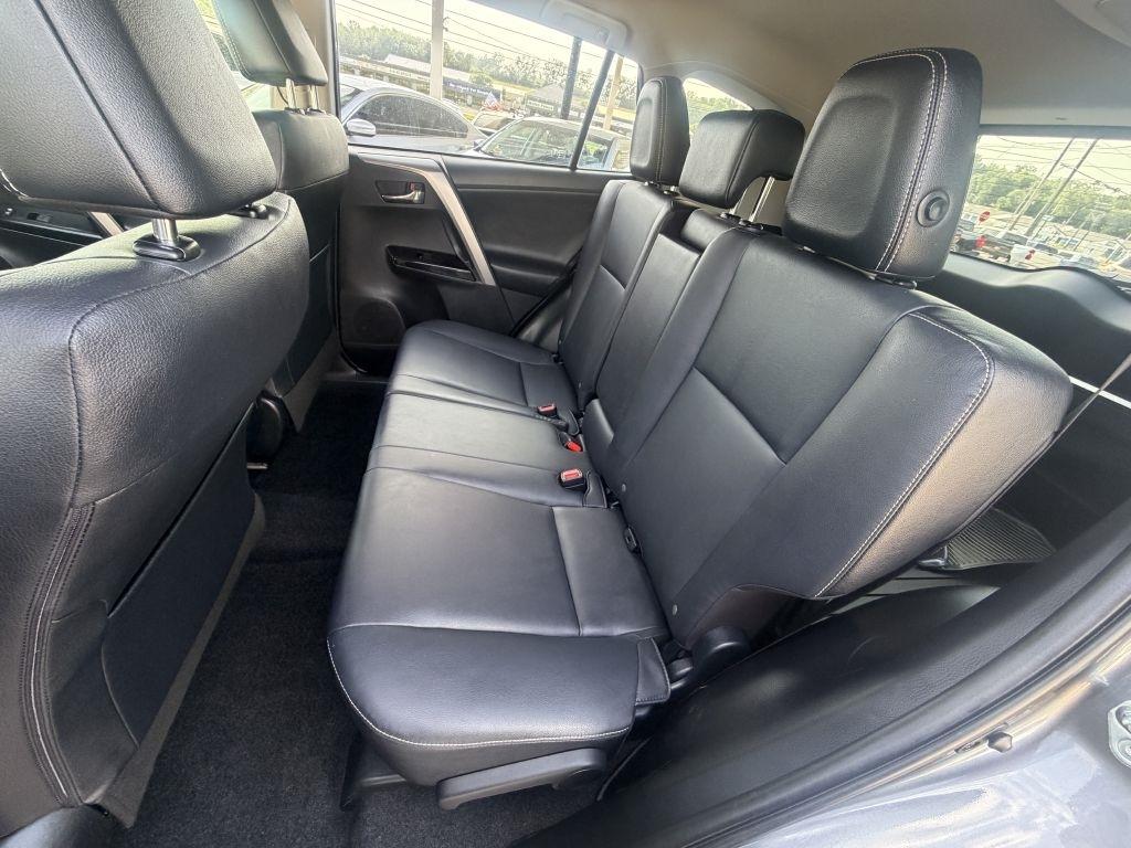 Toyota RAV4 Limited AWD 2018