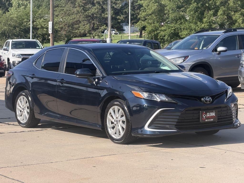 Toyota Camry LE AWD 2021